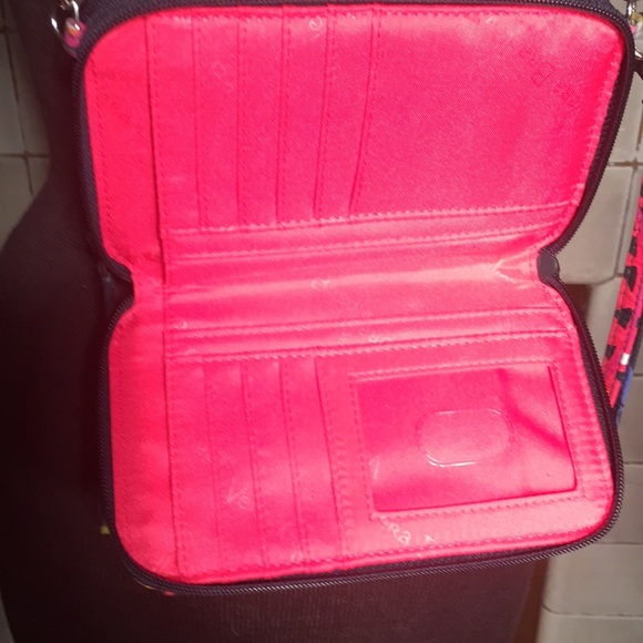 Vera Bradley Wristlet in Twilight Paisley - Picture 4 of 6